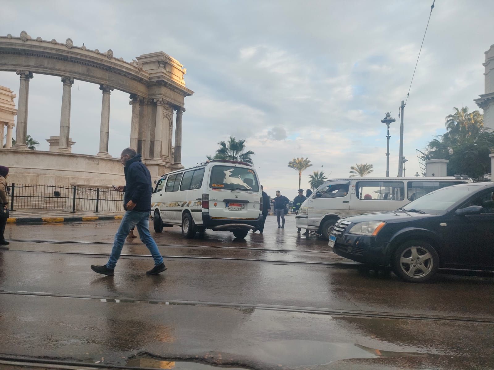 حالة الطقس وسقوط الأمطار في الإسكندرية (1) حالة الطقس وسقوط الأمطار في الإسكندرية (1)