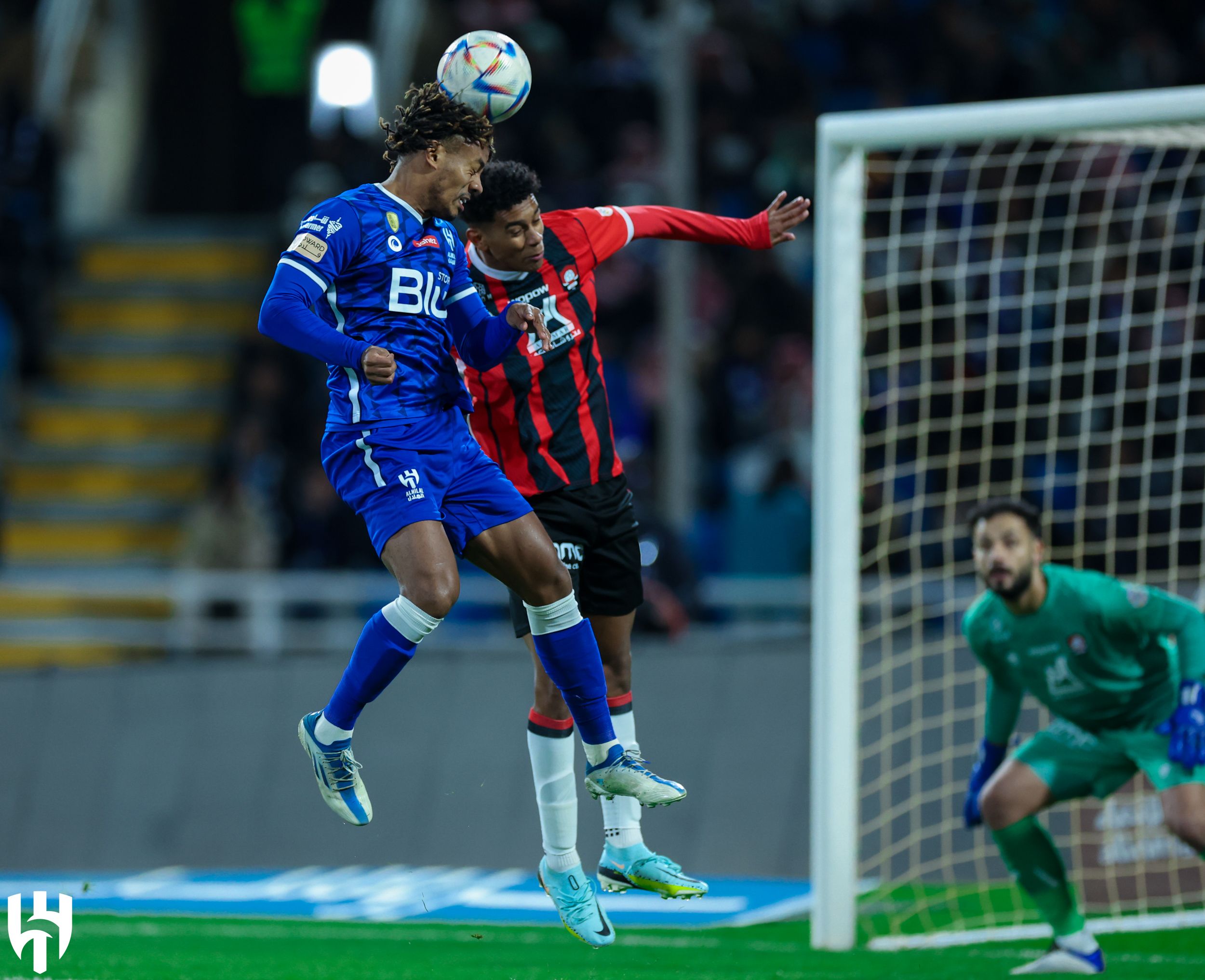 الهلال ضد الرائد (2) الهلال ضد الرائد (2)