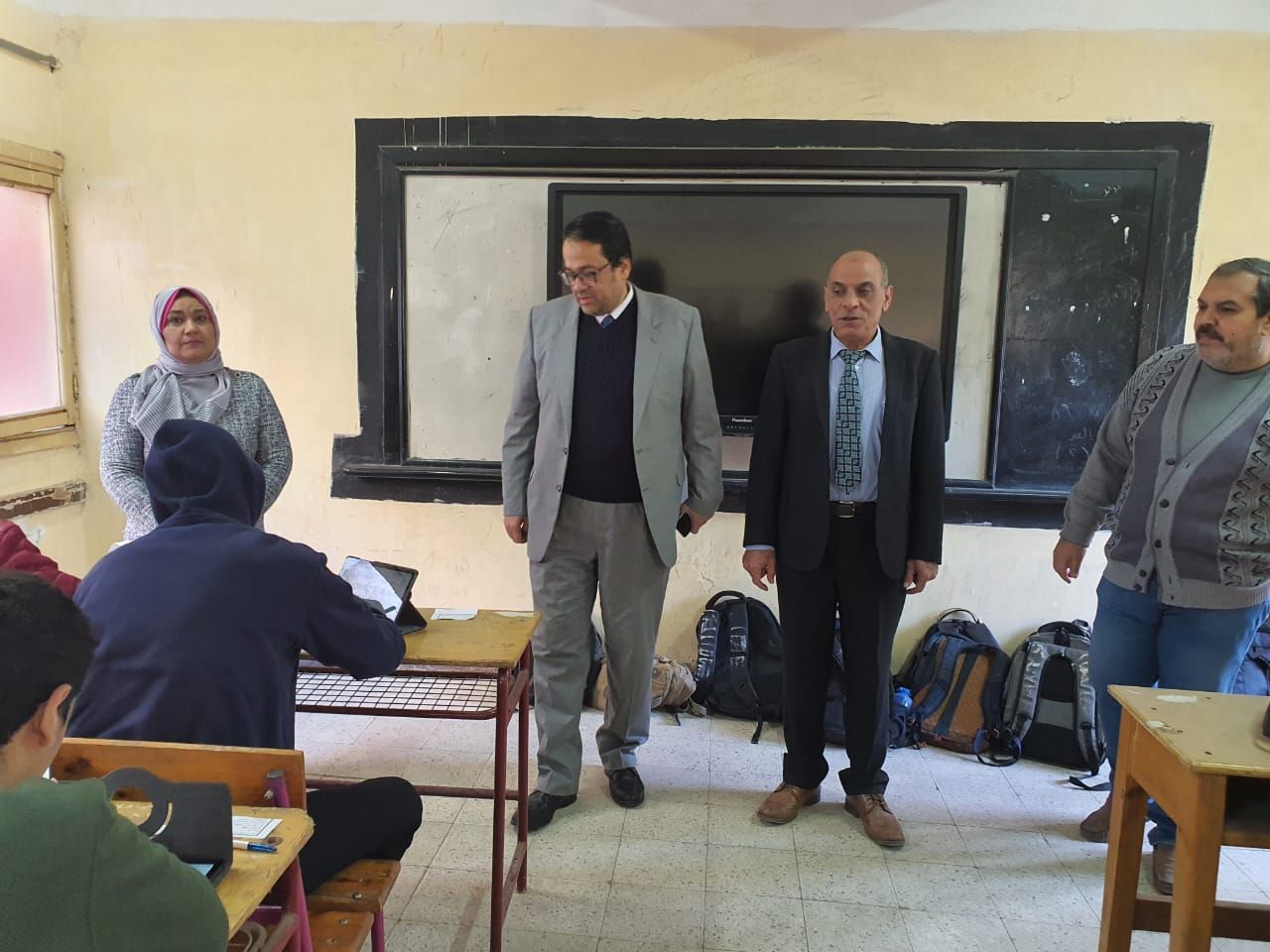 لجان امتحانات أولى ثانوى (2) لجان امتحانات أولى ثانوى (2)