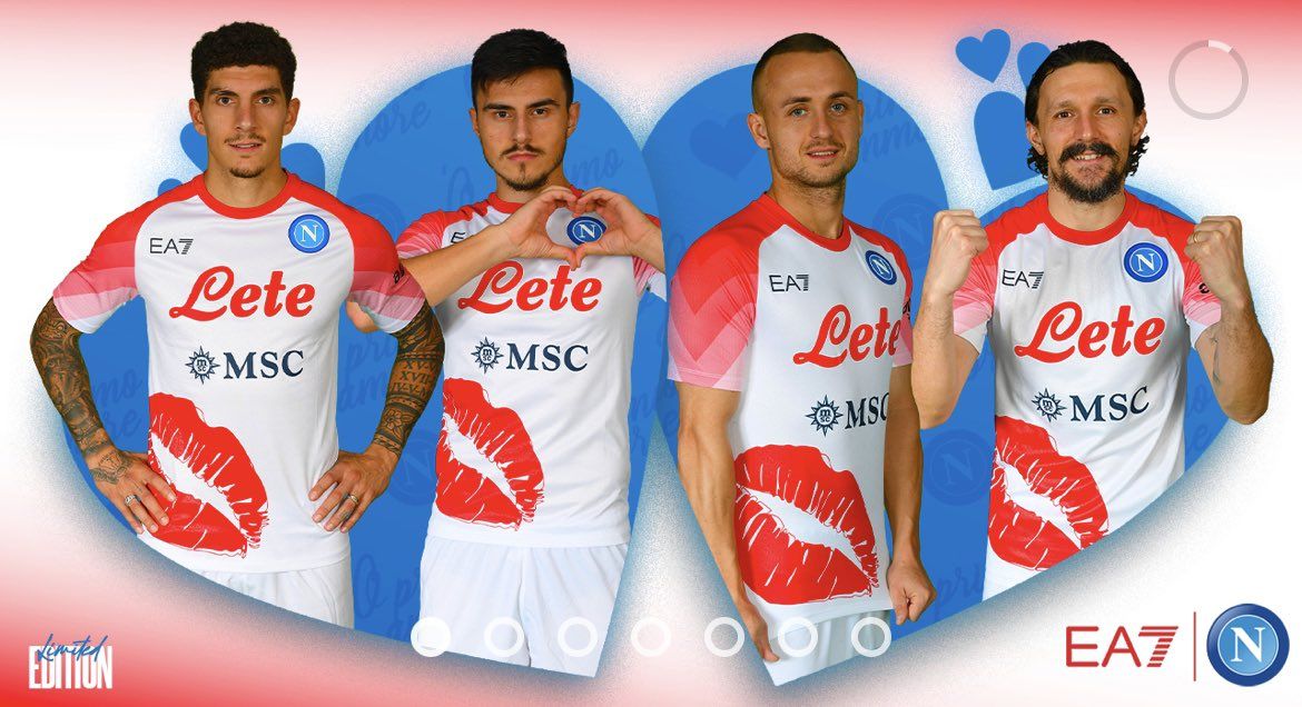 نابولي (4) نابولي (4)