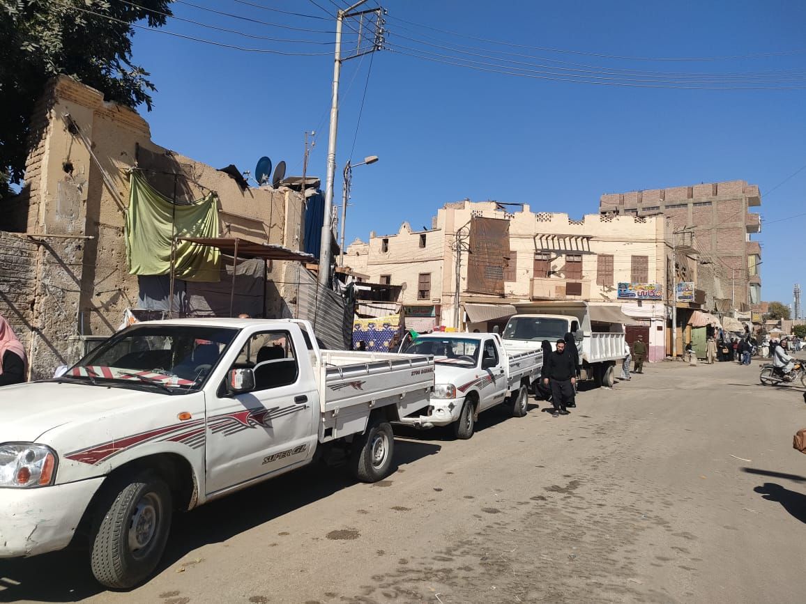 حملات شرطة المرافق فى شوارع الأقصر حملات شرطة المرافق فى شوارع الأقصر