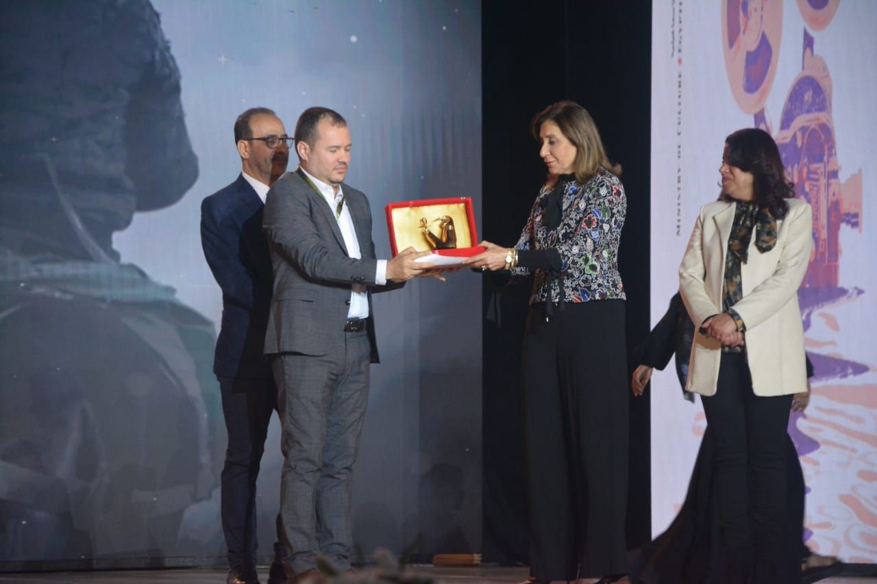 القائمة الكاملة لـ جوائز مهرجان الإسماعيلية للأفلام التسجيلية والقصيرة الدورة 24 (7) القائمة الكاملة لـ جوائز مهرجان الإسماعيلية للأفلام التسجيلية والقصيرة الدورة 24 (7)
