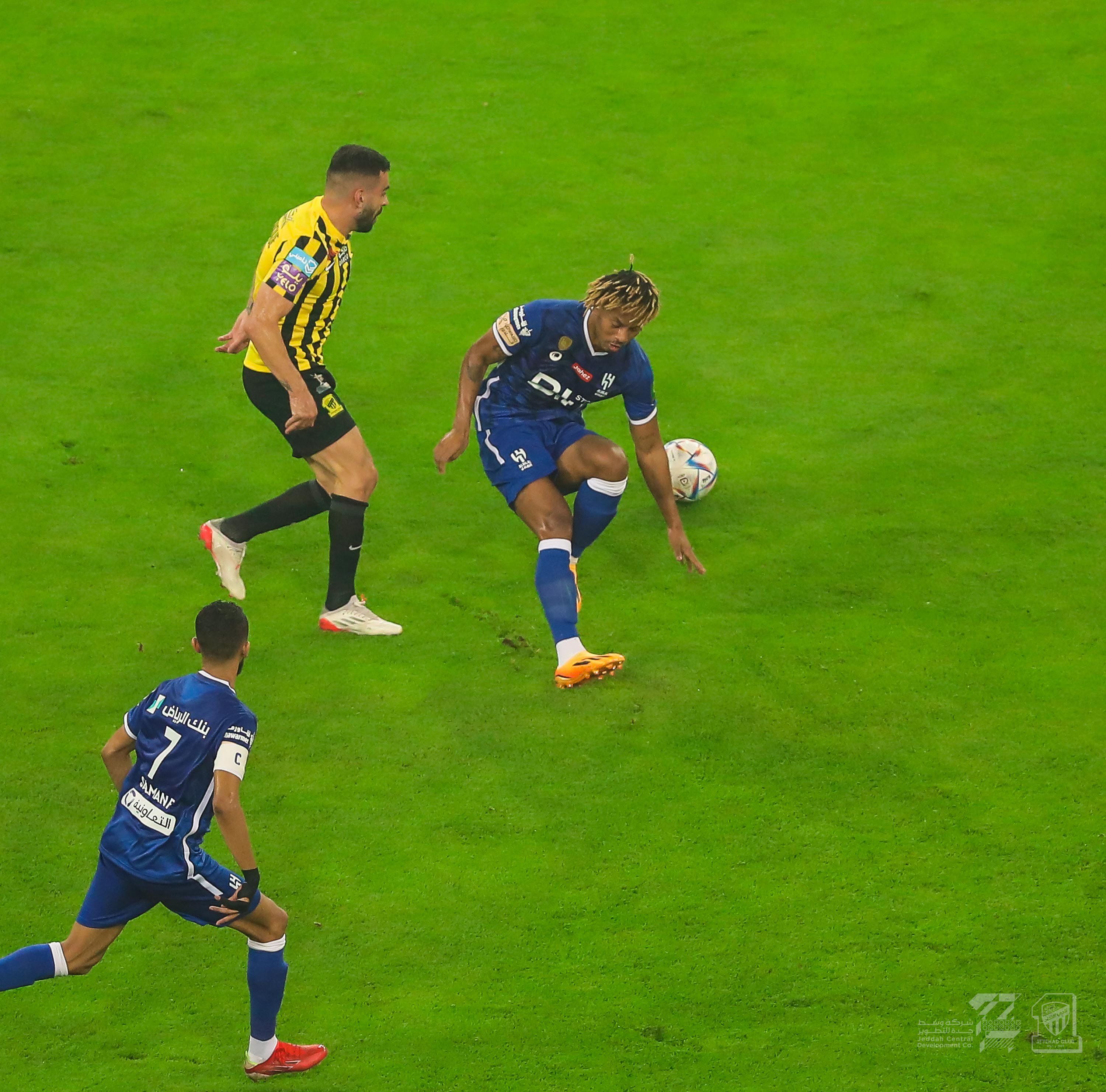الاتحاد ضد الهلال (13) الاتحاد ضد الهلال (13)