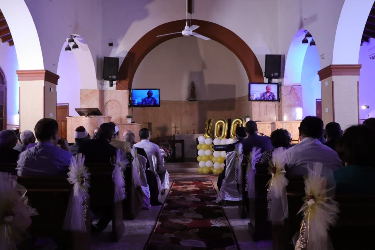 احتفال الكنيسة احتفال الكنيسة