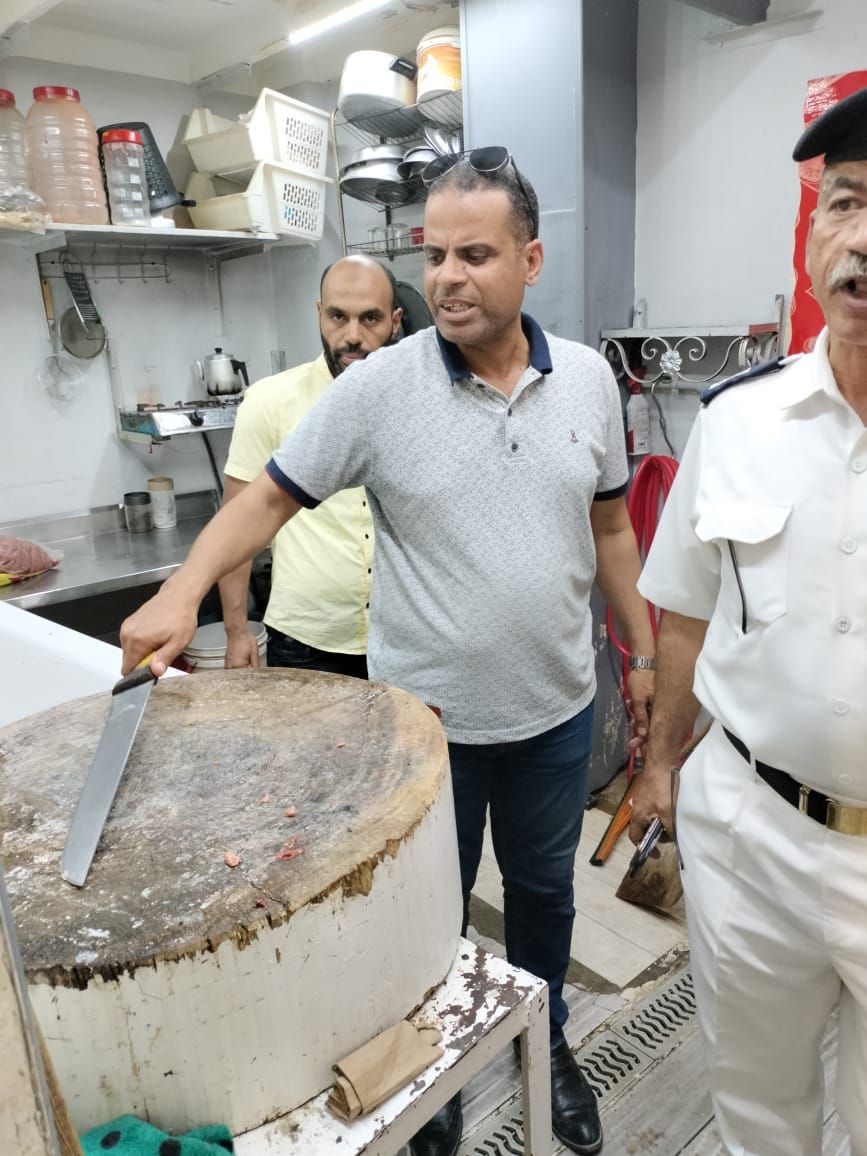 طب بيطري الجيزة يضبط لحوم فاسدة (3) طب بيطري الجيزة يضبط لحوم فاسدة (3)