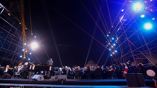 حفل عمر خيرت بالاهرامات (13) حفل عمر خيرت بالاهرامات (13)
