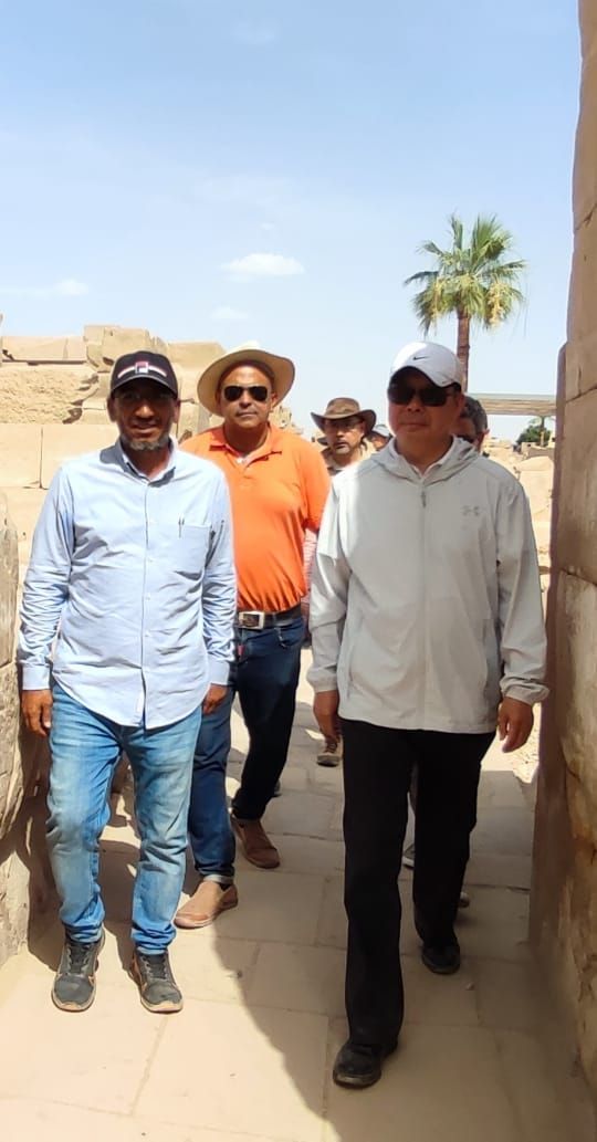 جولة الوفد الصيني داخل معابد الأقصر جولة الوفد الصيني داخل معابد الأقصر