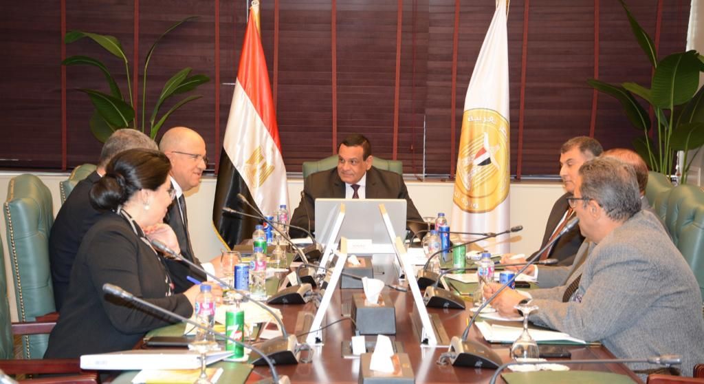 وزير التنمية المحلية ورئيس اتحاد الصناعات (3) وزير التنمية المحلية ورئيس اتحاد الصناعات (3)