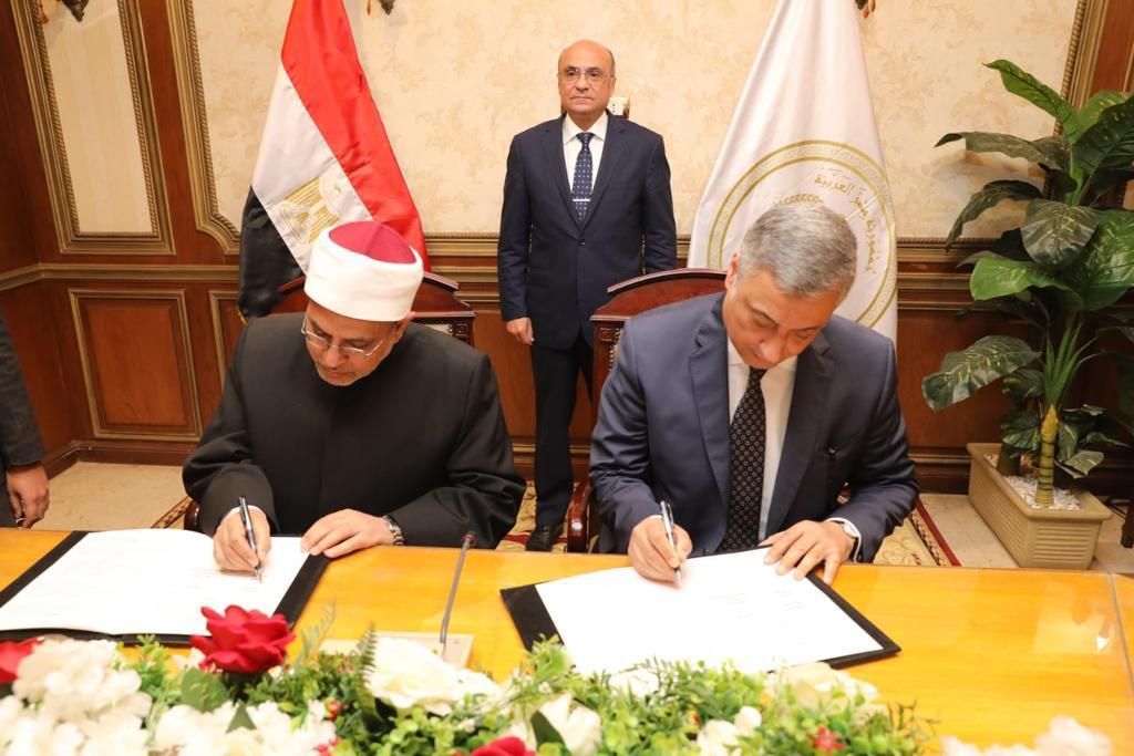 بروتوكول تعاون بين وزارة العدل وجامعة الأزهر (4) بروتوكول تعاون بين وزارة العدل وجامعة الأزهر (4)