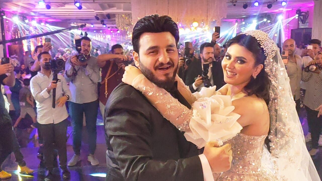 احمد شيبة يحتفل بزفاف نجله محمود بالإسكندرية (1) احمد شيبة يحتفل بزفاف نجله محمود بالإسكندرية (1)