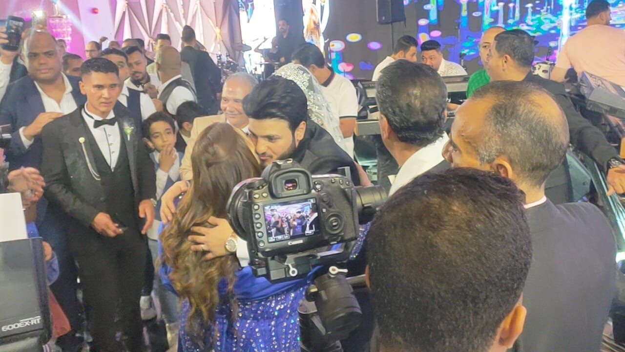 احمد شيبة يحتفل بزفاف نجله محمود بالإسكندرية (7) احمد شيبة يحتفل بزفاف نجله محمود بالإسكندرية (7)