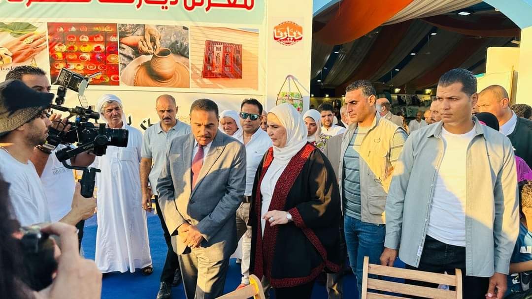 جانب من الافتتاح (5) جانب من الافتتاح (5)