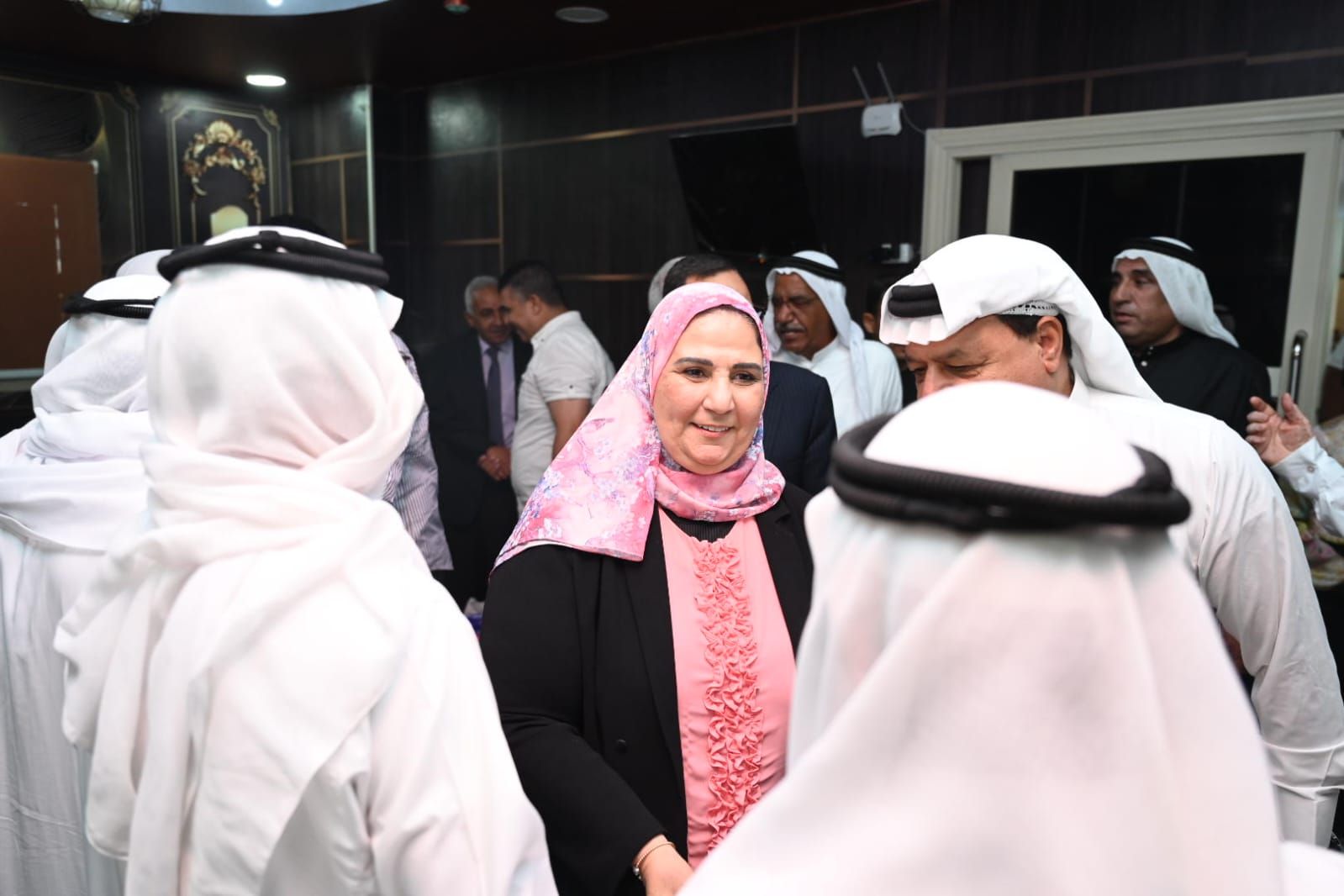 جانب من جولة وزيرة التضامن جانب من جولة وزيرة التضامن