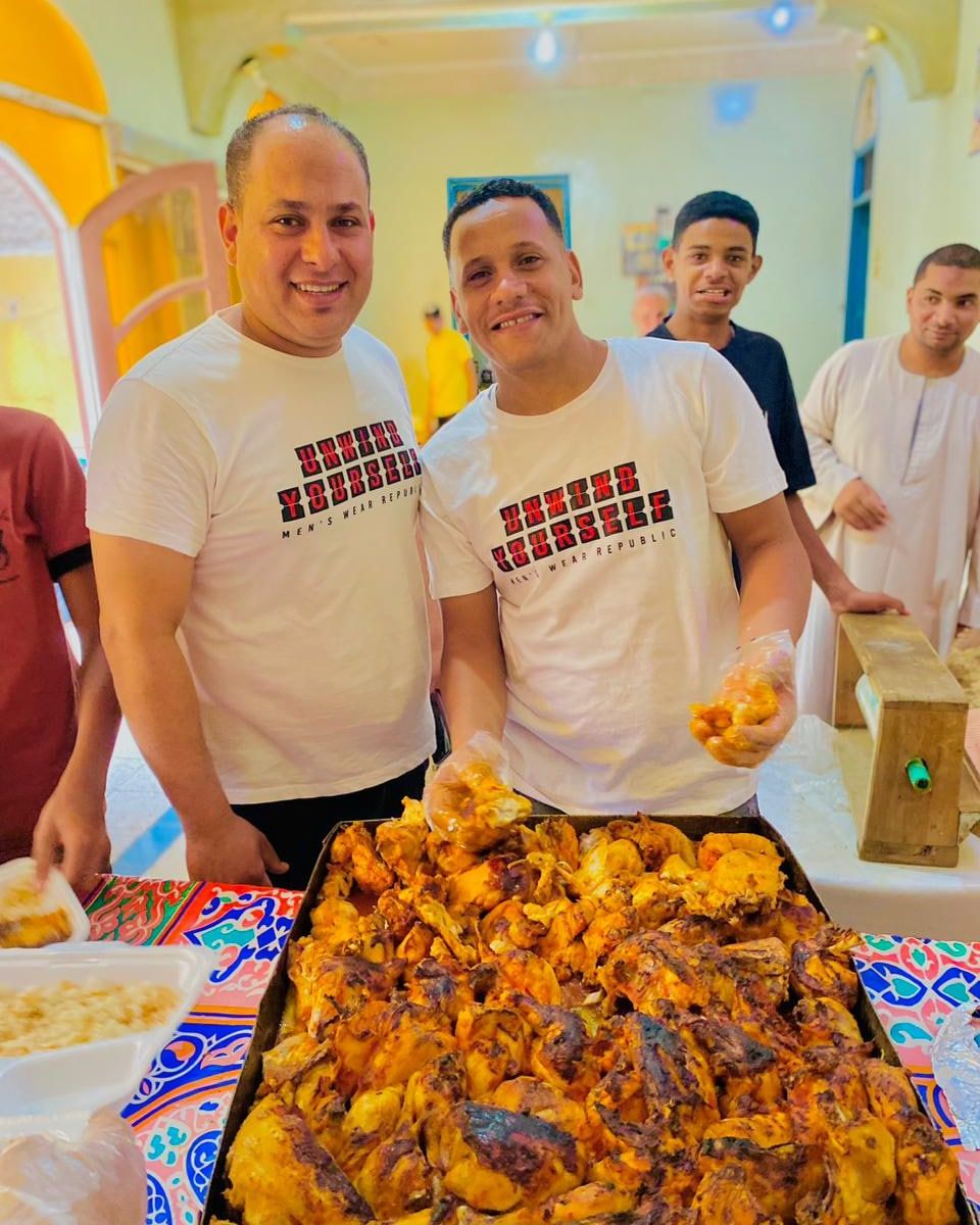 تجهيز وجبات المطعم تجهيز وجبات المطعم