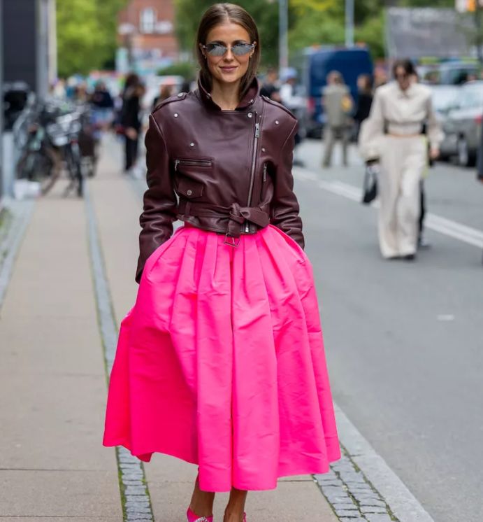 تنورة وردى تنورة وردى