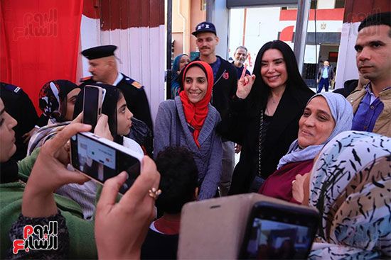 عبير صبيرى (4) عبير صبيرى (4)