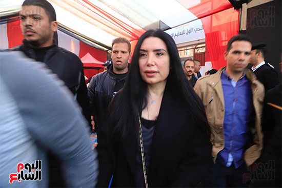 عبير صبيرى (1) عبير صبيرى (1)