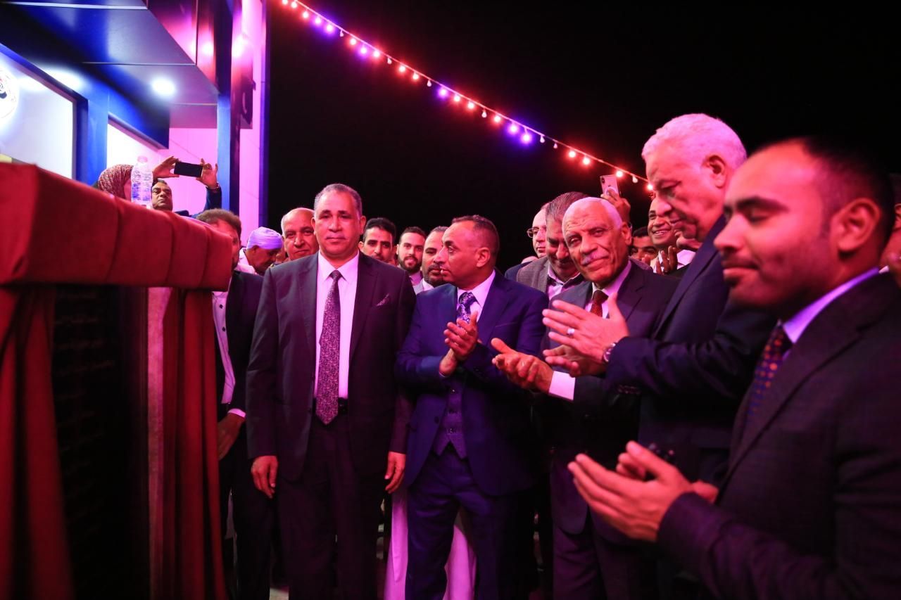 7abc1033c9.jpg