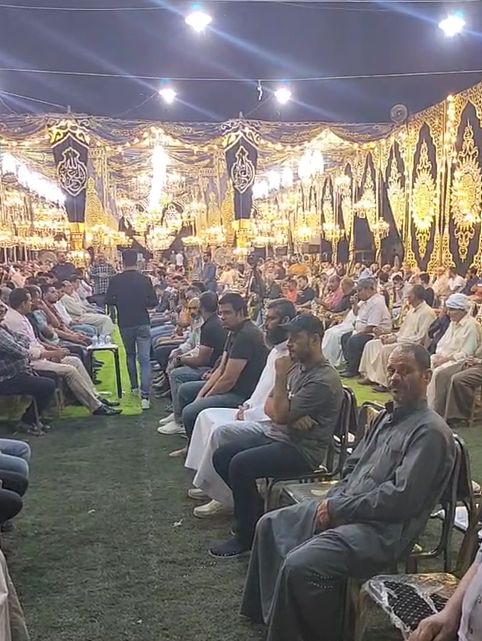 جانب من الحضور بالسرادق جانب من الحضور بالسرادق