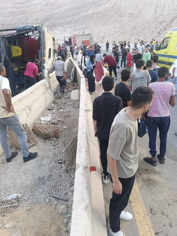 a1b7daeb38.jpg