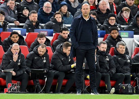 مدرب ليفربول أرن سلوت مدرب ليفربول أرن سلوت