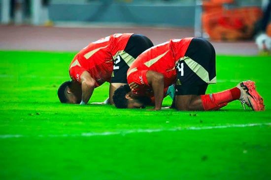 سجدة الشكر سجدة الشكر