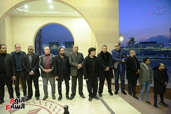 جانب من عزاء الفنان أحمد عدوية جانب من عزاء الفنان أحمد عدوية