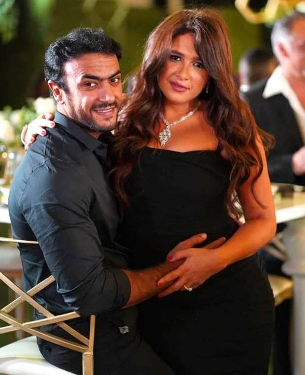 ياسمين عبد العزيز والعوضي ياسمين عبد العزيز والعوضي
