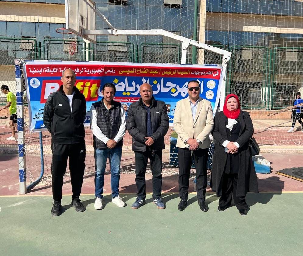 جانب من الإفتتاحات جانب من الإفتتاحات