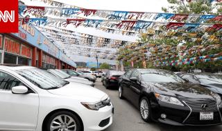 بعد أن سجلت أكبر زيادة سنوية لها على الإطلاق.. هبوط حاد بأسعار السيارات المستعملة بأمريكا. لماذا وما هو المستقبل؟