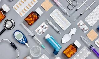 إسماعيل عبده لـفيتو: ارتفاع أسعار المواد الخام 40% والمستلزمات الطبية لا يمكن الاستغناء عنهاالخميس 26/يناير/2023 - 09:00 م
أضاف عبدة في تصريحات خاصة لـ فيتو ، أنه بعد الإفراج عن أغلب البضائع في الموانيء لم يتبق الآن سوى 2 مليار دولار فقط بضائع تنتظر الإفراج