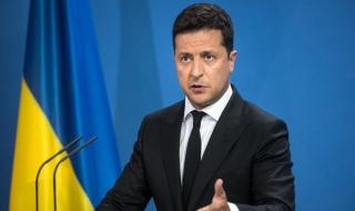 مستخدمو “تويتر” يوجهون انتقادات لاذعة لزيلينسكي.. ما القصة؟