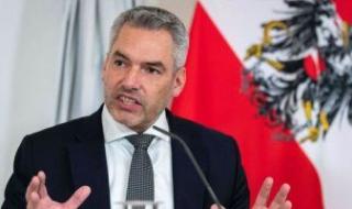 مستشار النمسا: لن نرسل جنودا إلى أوكرانيا لإزالة الألغام