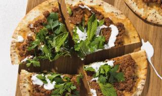 بعضها يؤدي إلى استجابة جسدية مشابهة لرد فعل القتال أو الهروب... 5 أطعمة تجنبها عند الغضب _الأوسط #صحيفة_العرب_الأولى