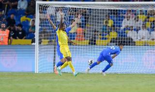 البطولة العربية، رونالدو يسجل هدف التعادل للنصر في شباك الهلال ( صور)السبت 12/أغسطس/2023 - 07:45 م
البطولة العربية، يتقدم الهلال على نظيره النصر بنتيجة 1 - 0 بعد مرور 65 دقيقة من اللقاء الذي يجمع الفريقين في نهائي البطولة العربية المقامة بالسعودية.