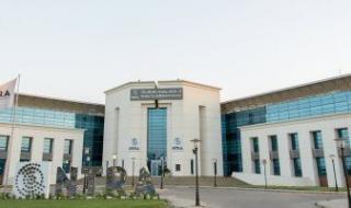 القانون يجيز التنازل عن تراخيص تقديم خدمات الاتصالات بشرط.. اعرف التفاصيل