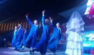 فرقة الشرقية للفنون الشعبية تتألق خلال عروضها فى مهرجان الإسماعيلية الدولي