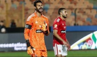 عاجل.. شاهد لحظة تعدي محمد الشناوي على "عبدالمنعم" بعد مباراة المصري (فيديو)