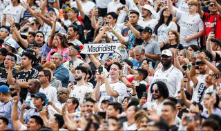 ريال مدريد يتخذ هذه الخطوة بسبب أطماع الدوري الإنجليزيالخميس 12/أكتوبر/2023 - 09:35 ص
ريال مدريد، قرر ريال مدريد تحصين نفسه من أطماع الدوري الإنجليزي، من خلال تجديد عقد اثنين من أهم أعمدة الفريق في منظومة المدرب كارلو أنشيلوتي.