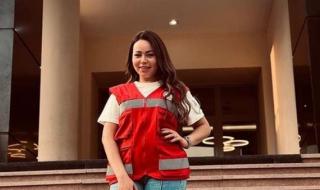 تضامنًا مع أهالي غزة.. أسما إبراهيم تتطوع في الهلال الأحمر
