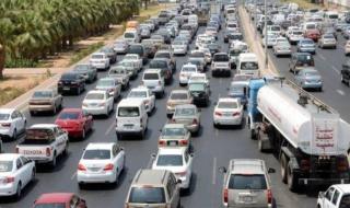 نشرة مرور "الفجر ".. زحام بمحاور القاهرة والجيزة
