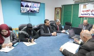 عمليات تعليم الوادي الجديد تتابع سير الامتحانات (صور)الخميس 18/يناير/2024 - 09:53 ص
أكد المهندس سيد عبد العزيز عطية، وكيل التعليم بالوادى الجديد، اليوم الخميس، أن غرفة العمليات الرئيسية بالمديرية، منعقدة بحضور لمتابعة سير أعمال امتحانات الفصل الدراسى الأول للشهادة الإعدادية،