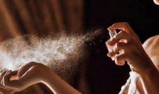 4 أبراج عاشقة للعطور.. ذوقهم مميز ولا يمكنهم التوقف عن شرائها