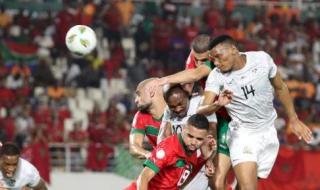وليد الركراكي يتصدر عناوين صحف المغرب ويعلن مسئوليته عن وداع أمم أفريقيا