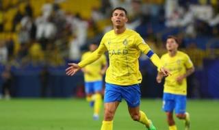 رونالدو يسجل هاتريك في فوز النصر بخماسية على الطائي بالدوري السعودي.. فيديو