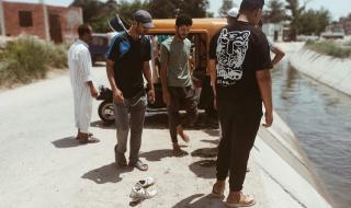 إصابة 5 أشخاص إثر انقلاب توك توك في ترعة بالإسماعيلية (صور)الثلاثاء 18/يونيو/2024 - 04:30 م
استمرارًا لسلسلة حوادث الطرق التي لا تنتهي والتي تحدث بصورة يومية ومستمرة على طرقات الإسماعيلية بسبب السرعة الزائدة