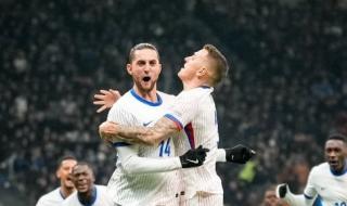 منتخب فرنسا يهزم إيطاليا بثلاثية ويقتنص صدارة مجموعة دورى الأمم الأوروبية