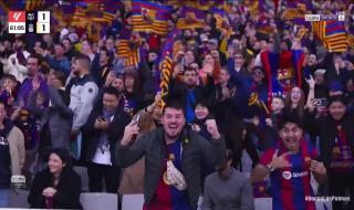 البرازيلي يسدد صاروخًا. هدف التعادل لبرشلونة بقدم رافينيا