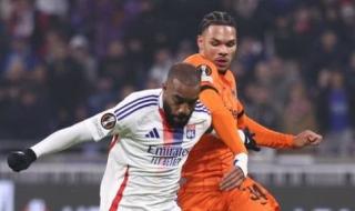 أولمبيك ليون ضد آينتراخت.. التعادل 1 - 1 يحسم الشوط الأول من مواجهة يوروباليج