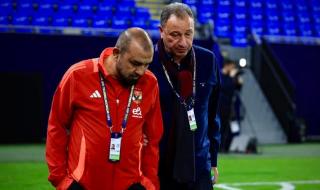 الأهلي يختتم تدريباته استعدادا لمواجهة باتشوكا في نصف نهائي الإنتركونتيننتال (صور)الجمعة 13/ديسمبر/2024 - 07:55 م
اختتم فريق النادي الأهلي اليوم الجمعة تدريباته الجماعية وذلك استعدادا لمواجهة باتشوكا المكسيكي في نصف نهائي بطولة كأس الإنتركونتيننتال المقرر لها غدا السبت علي ملعب 974 .